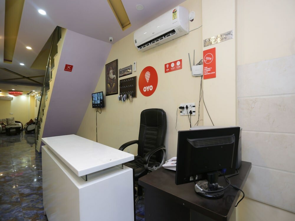 Фото Oyo 13455 Rama Krishna Hotel