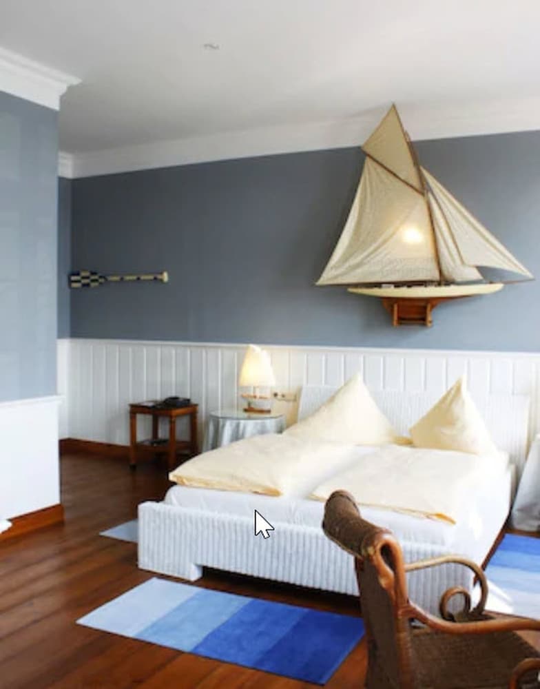 Фото Hotel Niederländischer Hof Schwerin