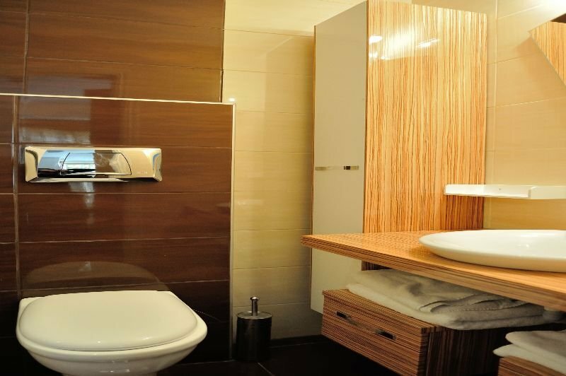 Фото Adonis City Hotel