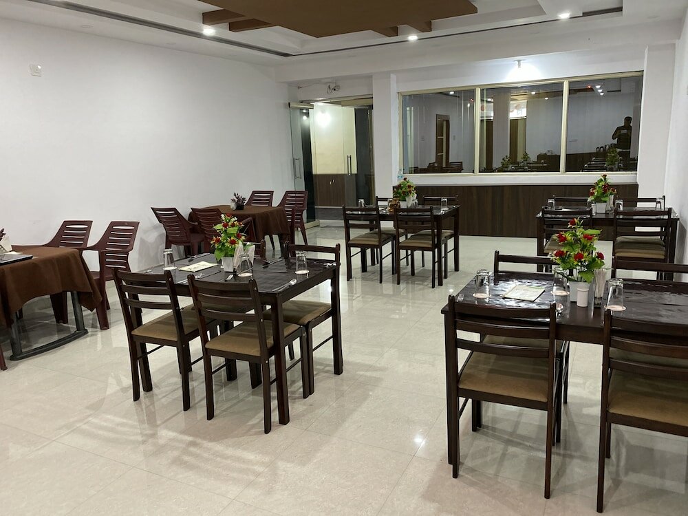 Фото Hotel Orchid Bodhgaya
