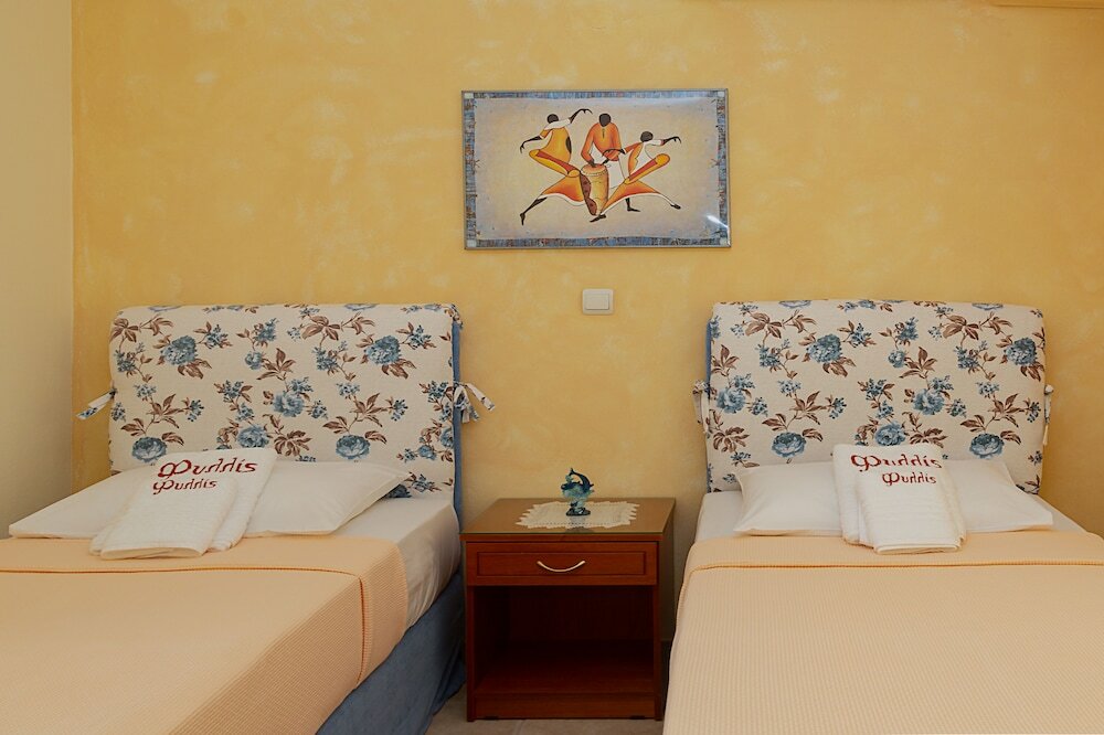 Фото Phyllis Maisonettes