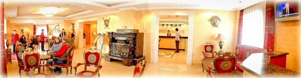 Фото White House Hotel