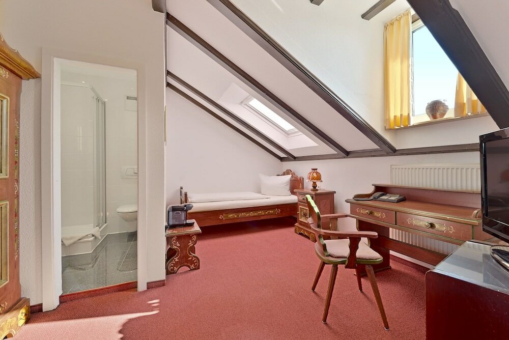 Фото Hotel-Restaurant Zur Post