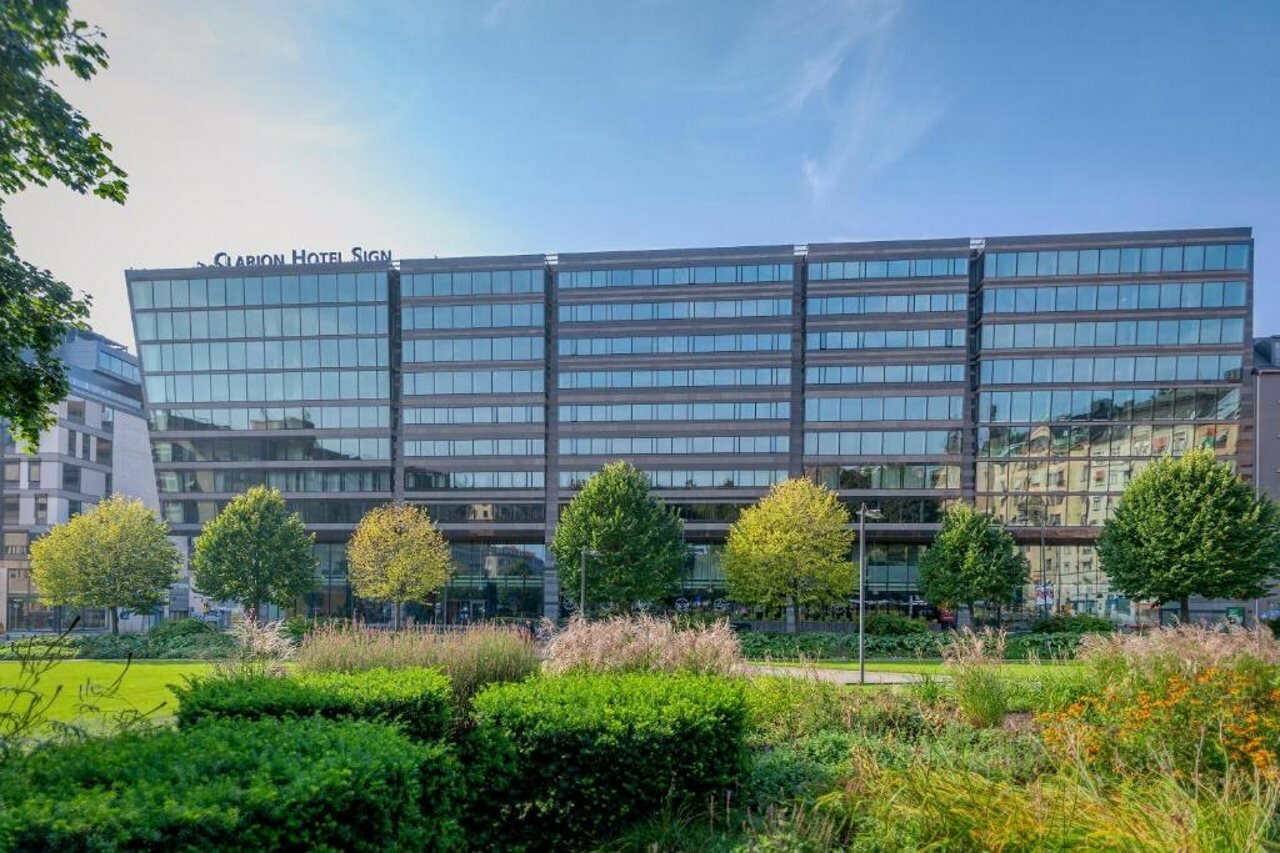 Фото отеля 1