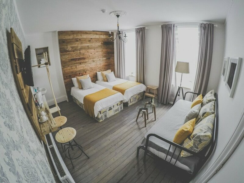 Гостиница Antique House B&b