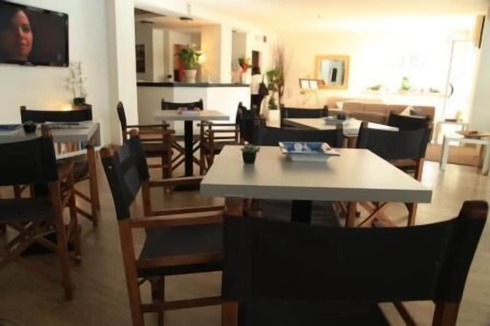 Фото Mona Lisa Hotel