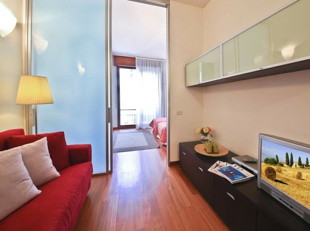 Фото Santa Croce VIA Verdi