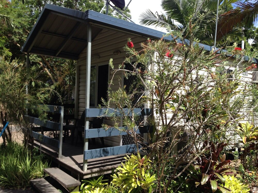 Фото Riverside Tourist Park