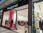 Faik Sonmez (İzmir, Karşıyaka, Yalı Mah., 6522 Sok., 3), clothing store