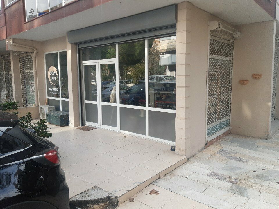 Art workshop Atolye raku, Izmir, photo