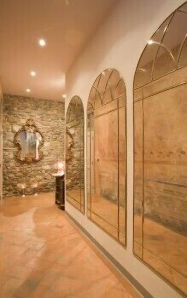 Фото Mr. My Resort