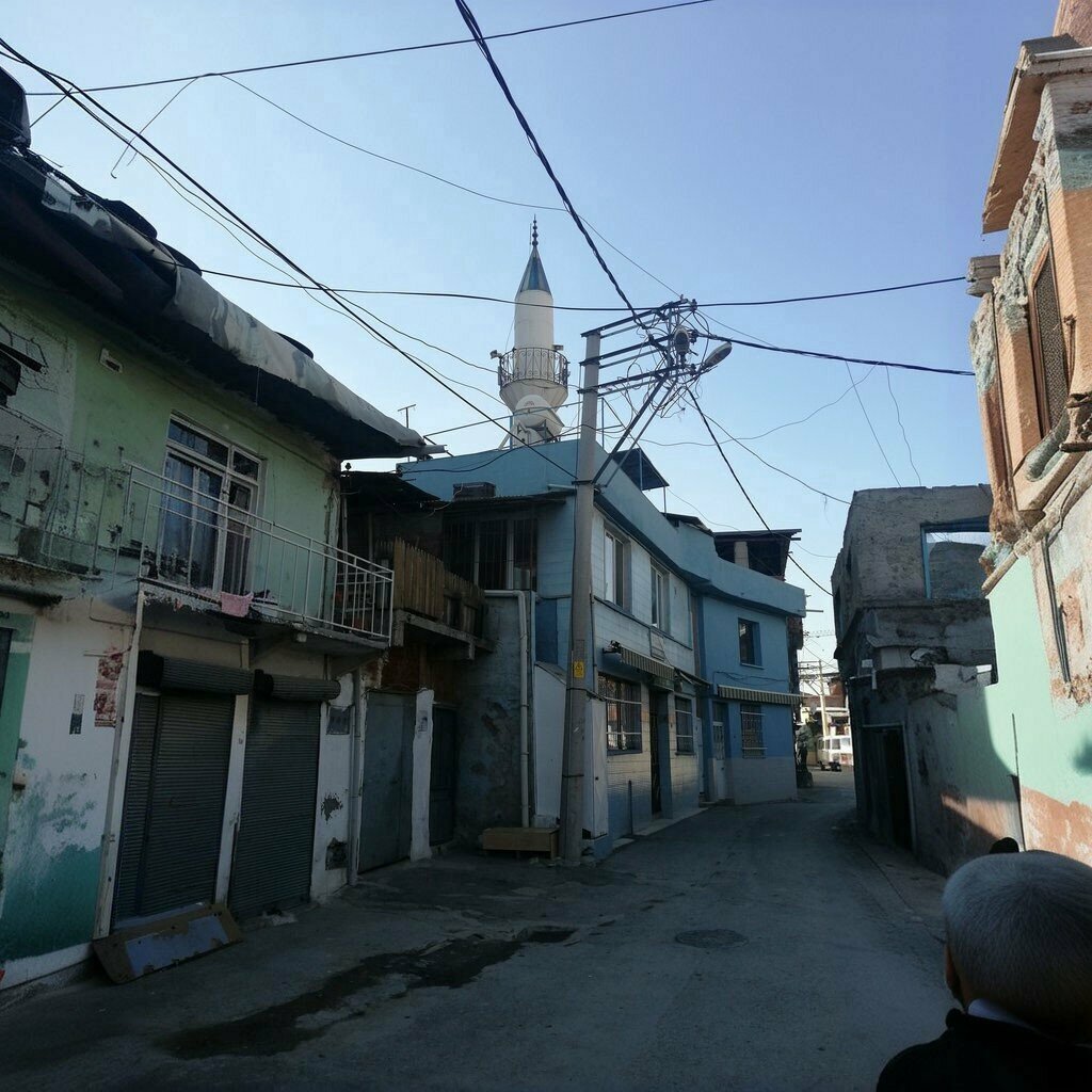 مسجد Halkapinar Yeni Mahallesi Mosque ، إزمير، صورة