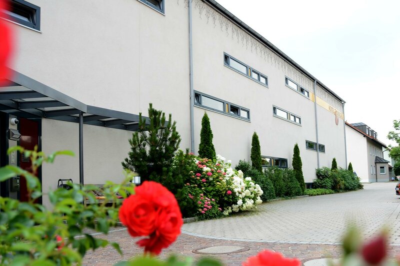 Гостиница Hotel Linner в Эрдинге