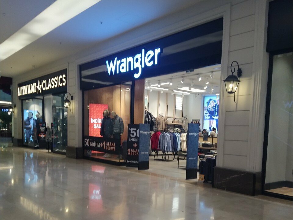 Clothing store Lee Wrangler, Konya, photo