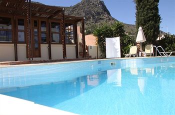 Фото Koutouloufari Village Holiday Club