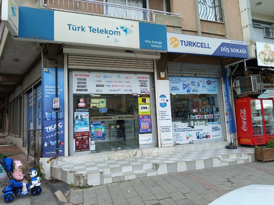Mobile phone store Düş Sokağı İletişim, Izmir, photo