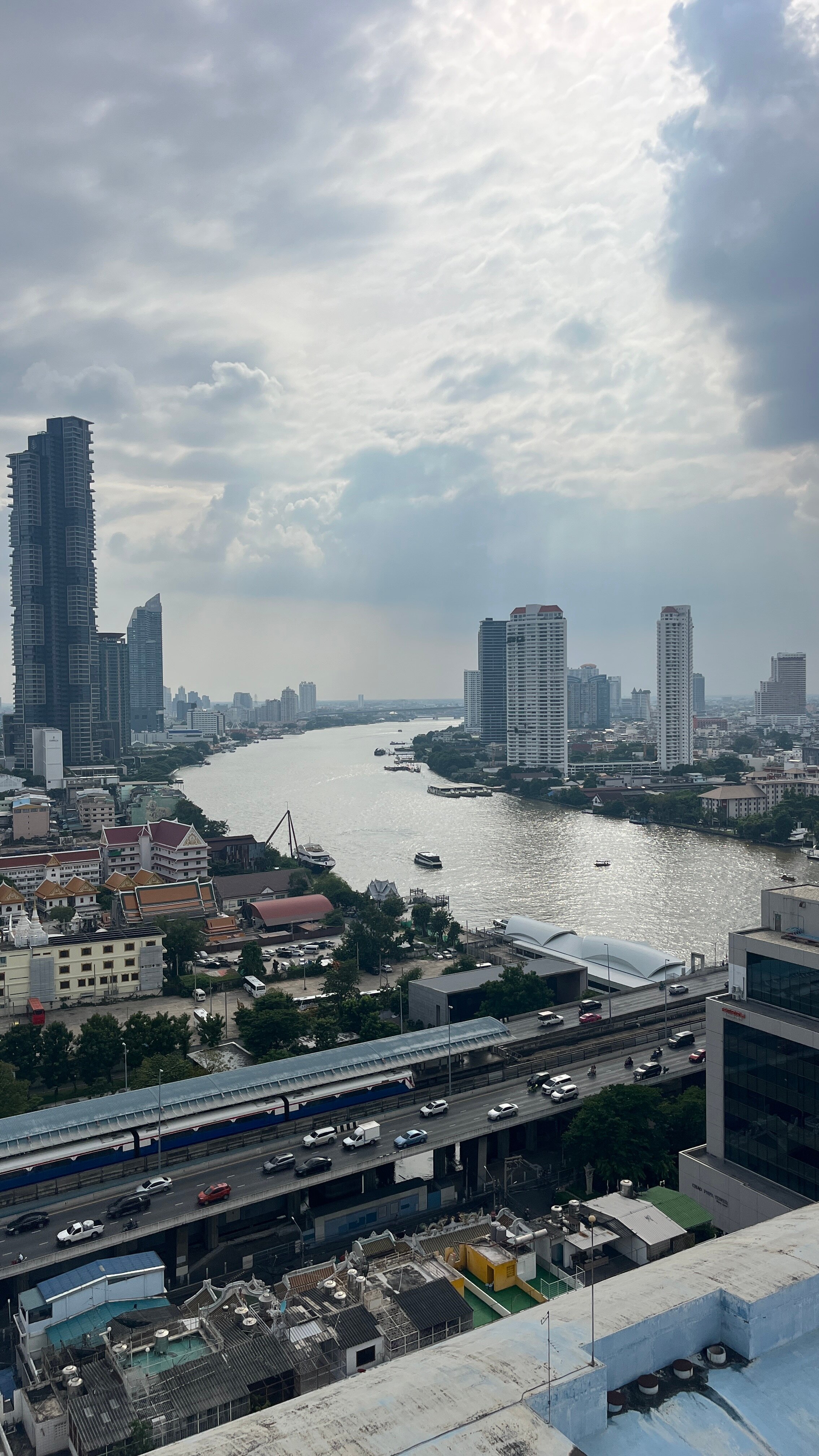 Фото Centre Point Plus Hotel Silom