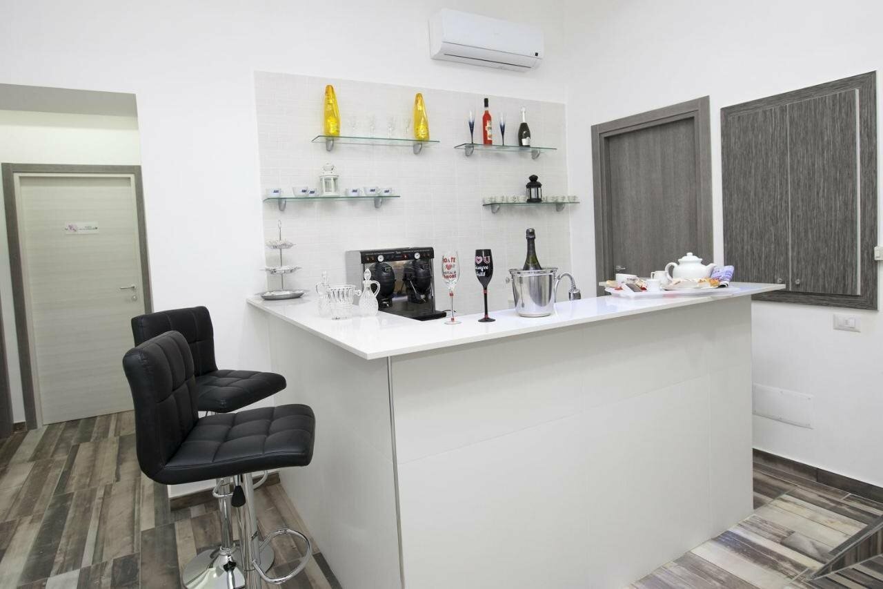 Фото Napoli Garibaldi Square