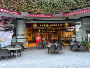Coffee World (İstanbul, Atasehir, Barbaros Mah., Şebboy Sok.) ، مقهى