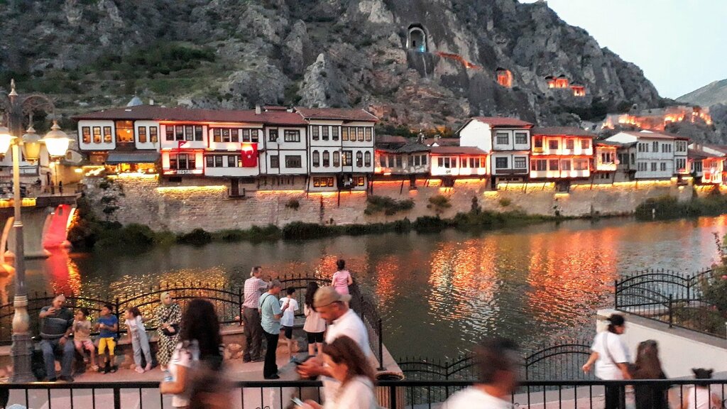 Museum Sehzadeler Walking Path, Amasya, photo