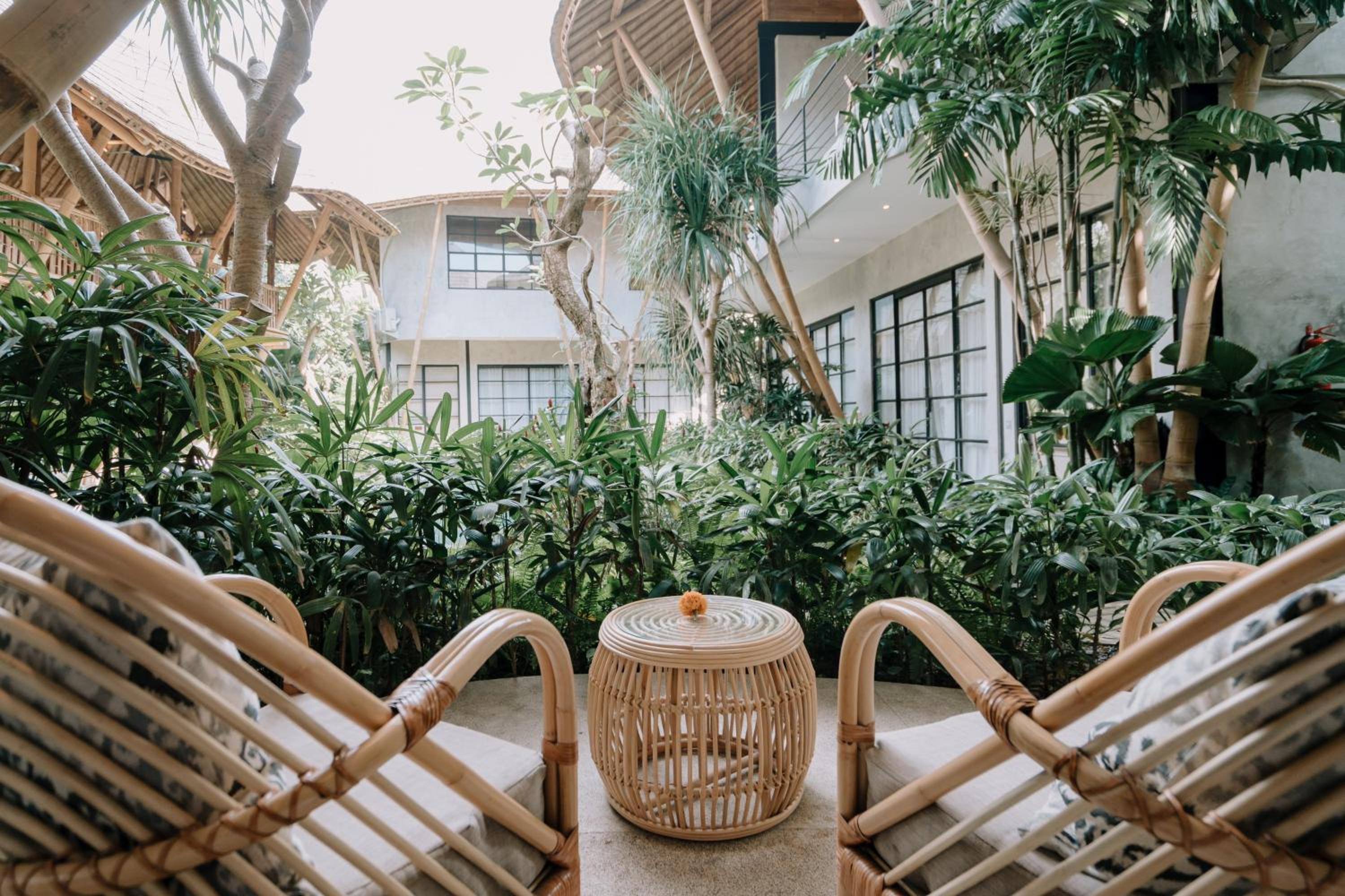 Фото Zin Canggu Resort & Villas