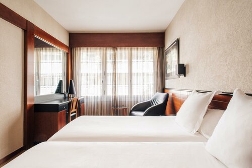 Гостиница Hotel Derby в Барселоне
