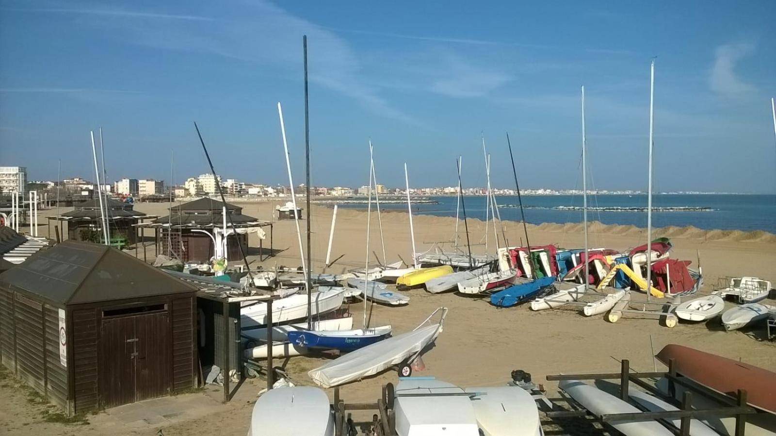 Фото Residence Record