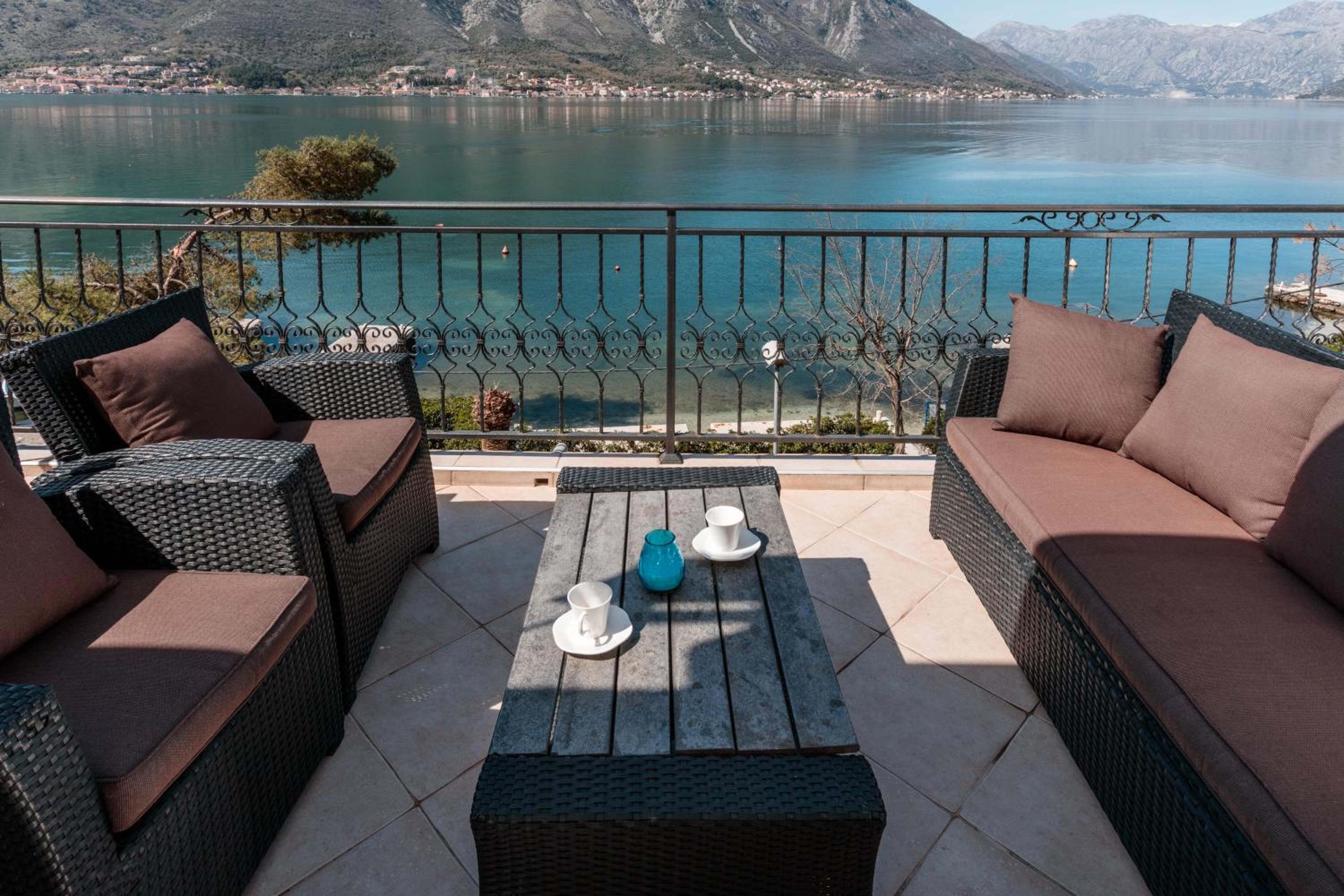 Фото Apartments Miramar