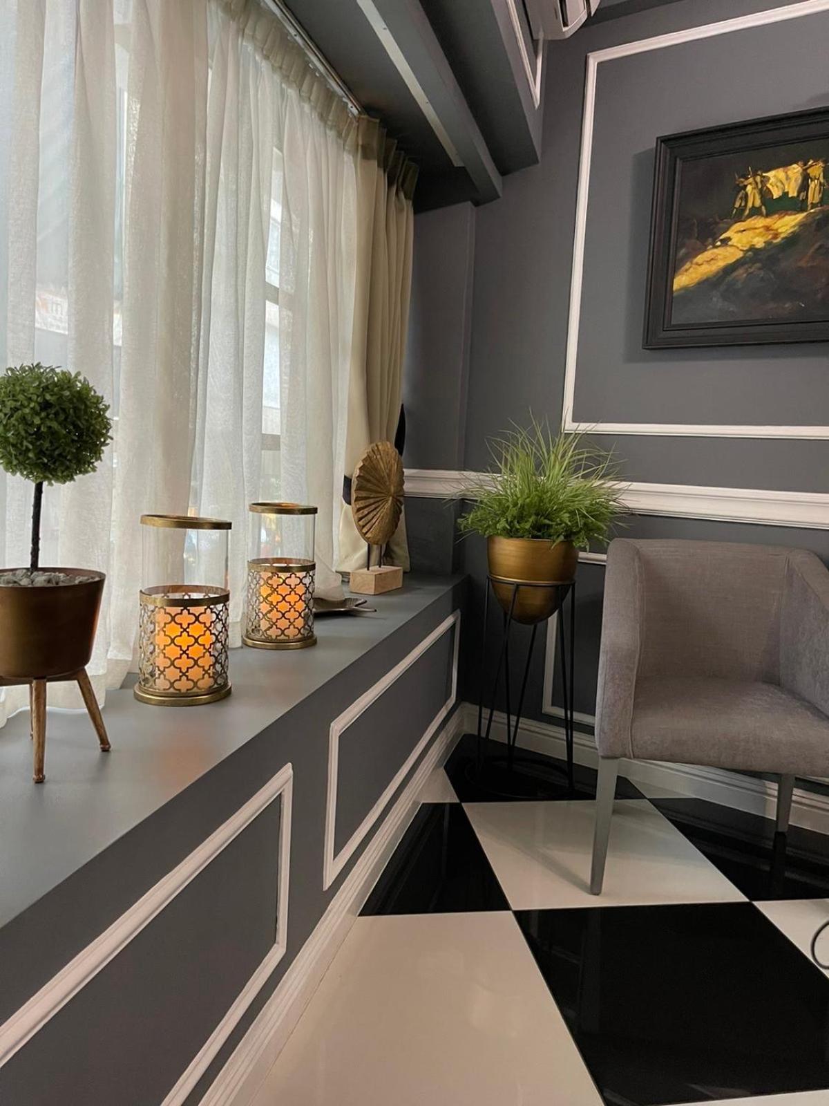 Фото Athens Mansion Luxury Suites