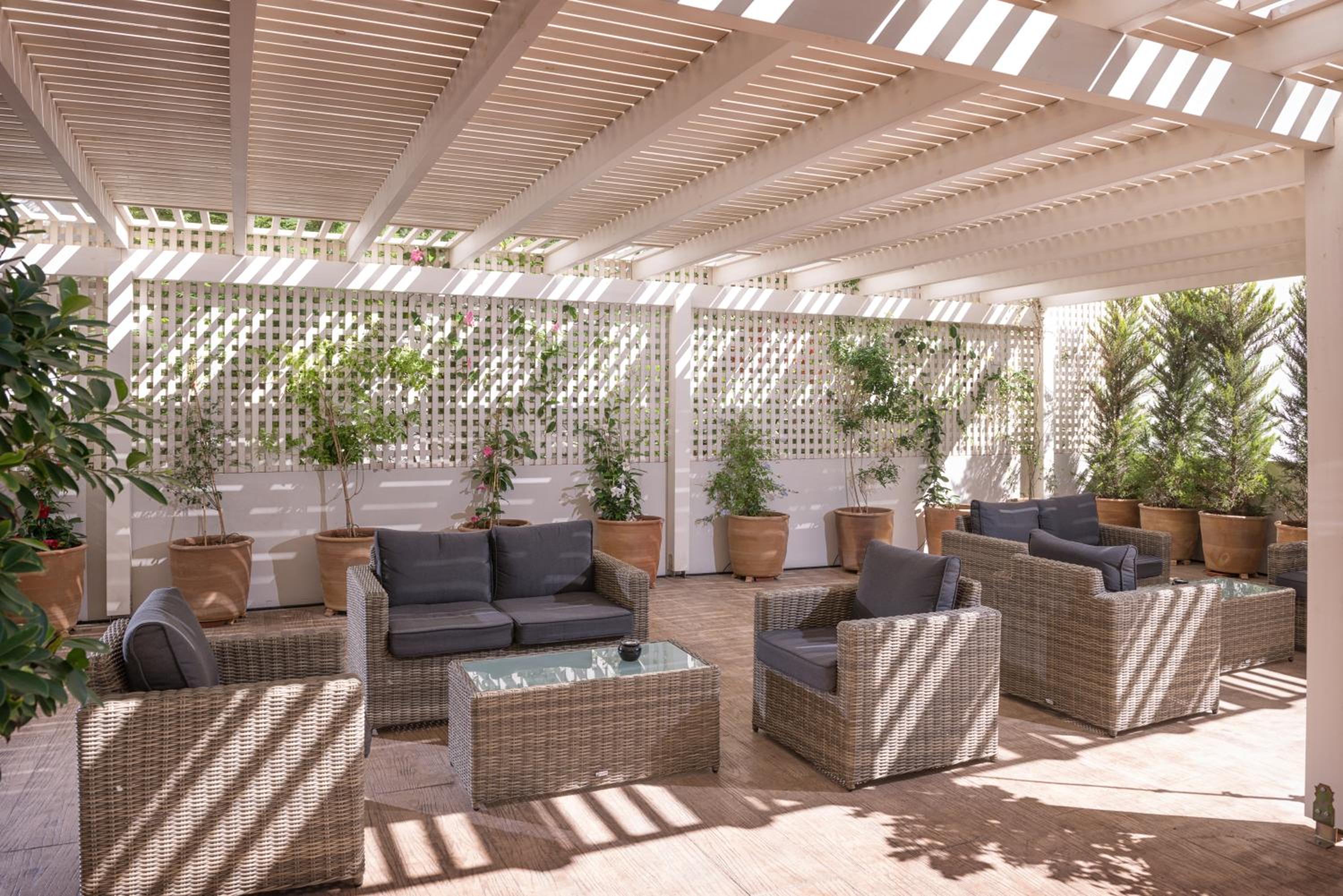 Фото Irini Hotel