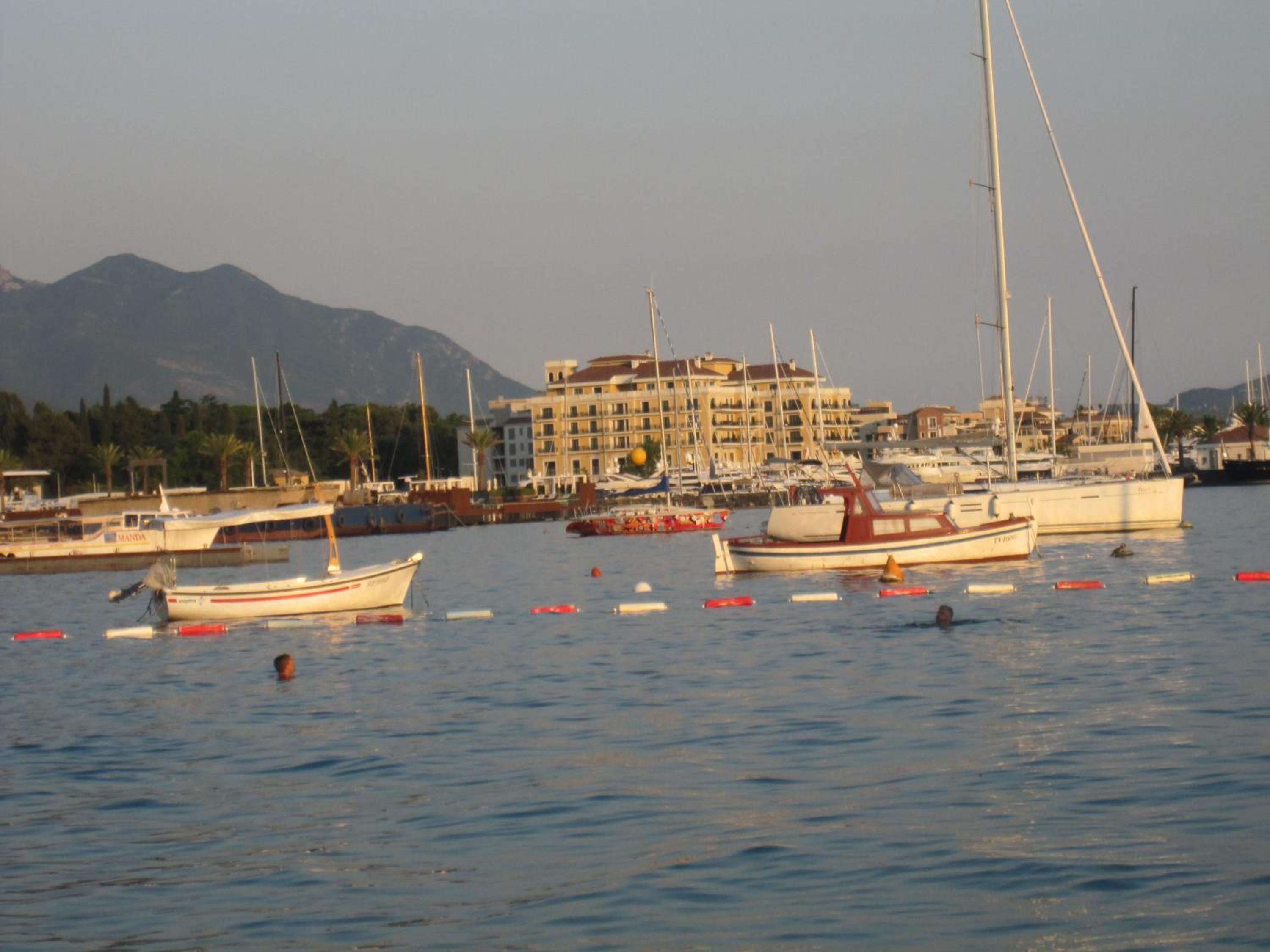 Фото Apartments City Center