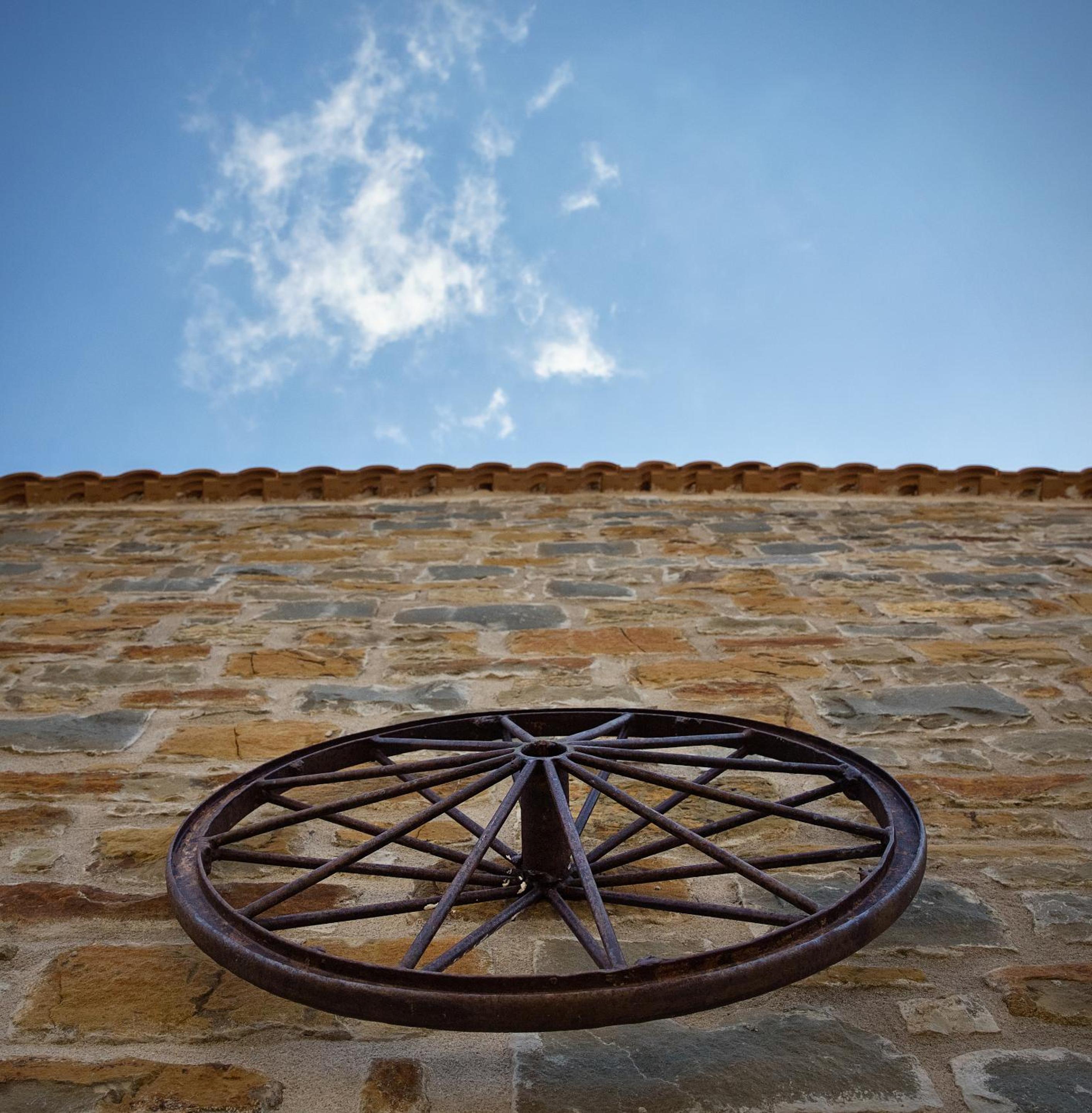 Фото Afentiko Pigadi