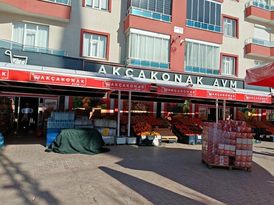 متجر بضائع متنوعة Akcakonak Shopping Center ، قونية، صورة