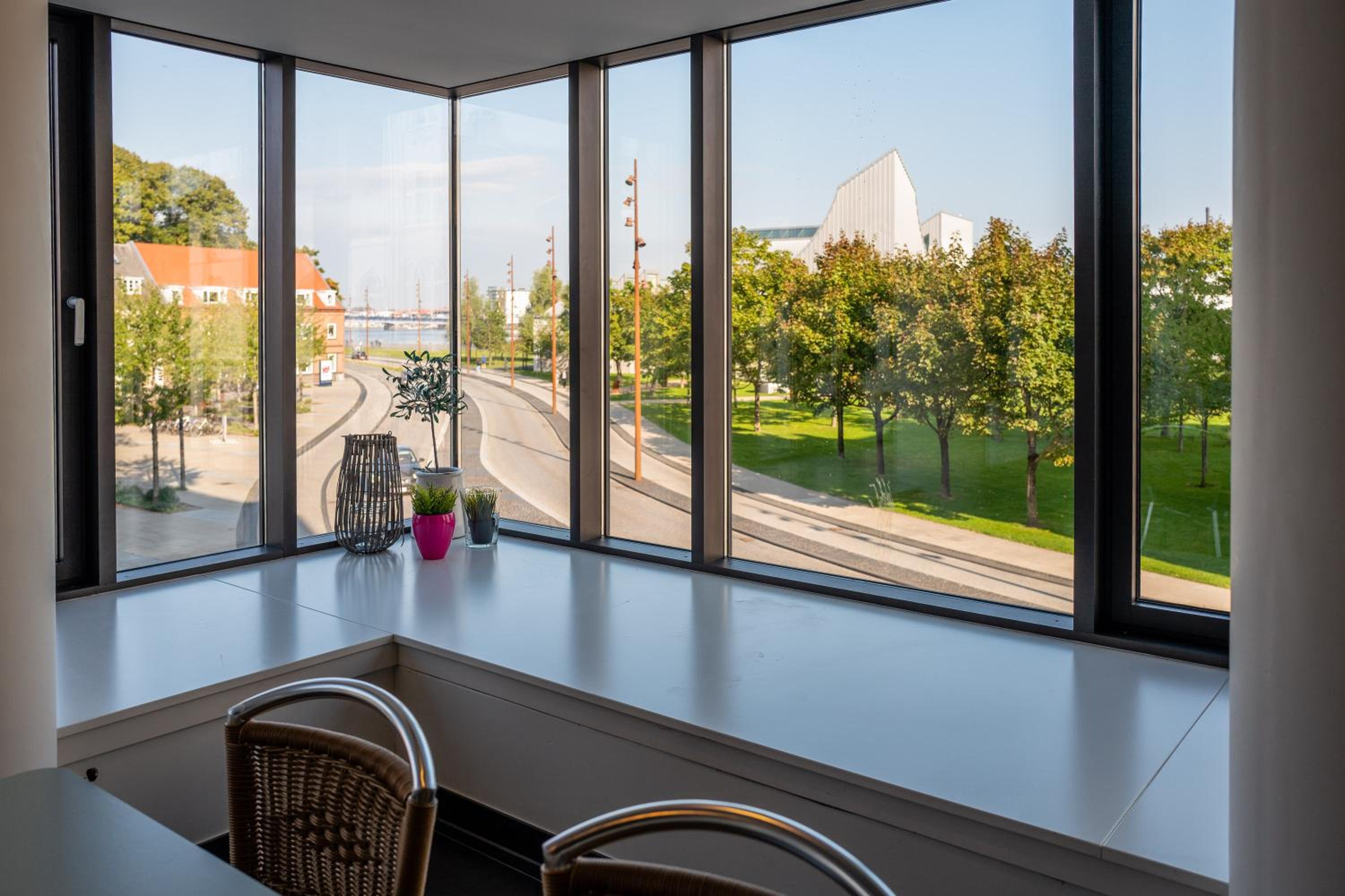 Фото Cabinn Aalborg Hotel