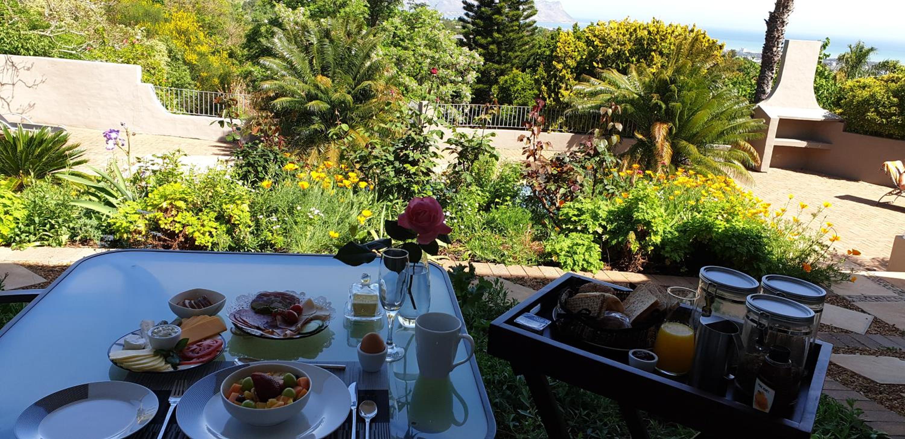 Фото Agape Apartments