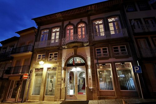 Гостиница Hotel Mestre de Avis в Гимарайнше