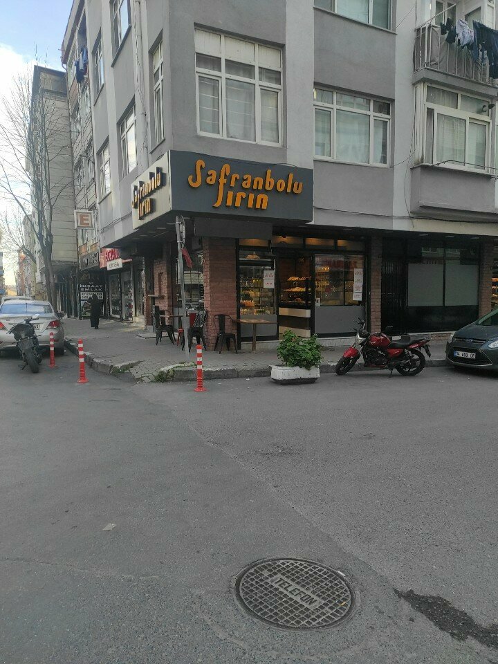 Opticial store Iris Optik, Istanbul, photo