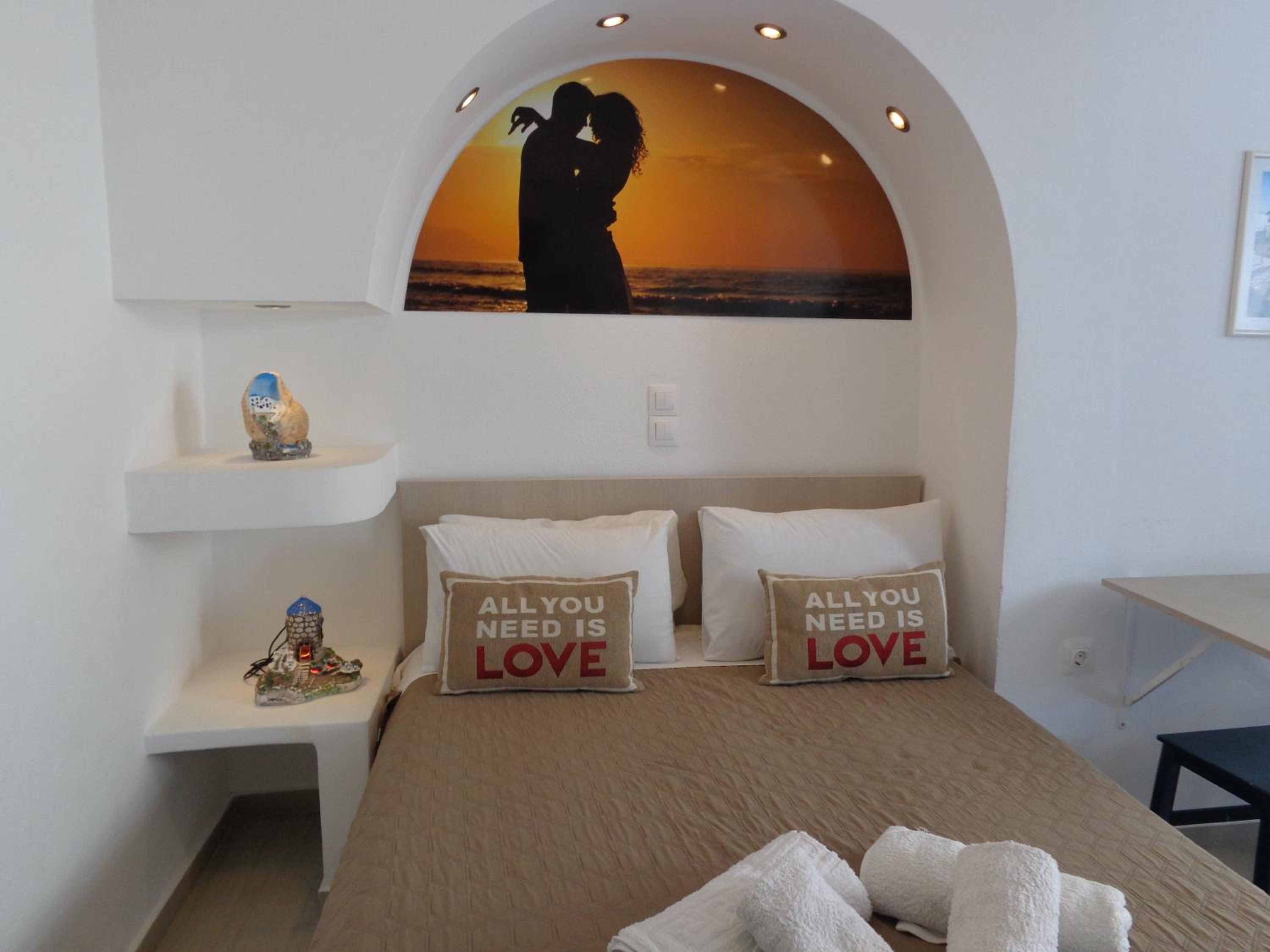 Фото Honeymoon Beach Studios