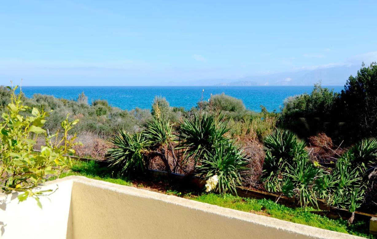 Фото Mirabella Apartments