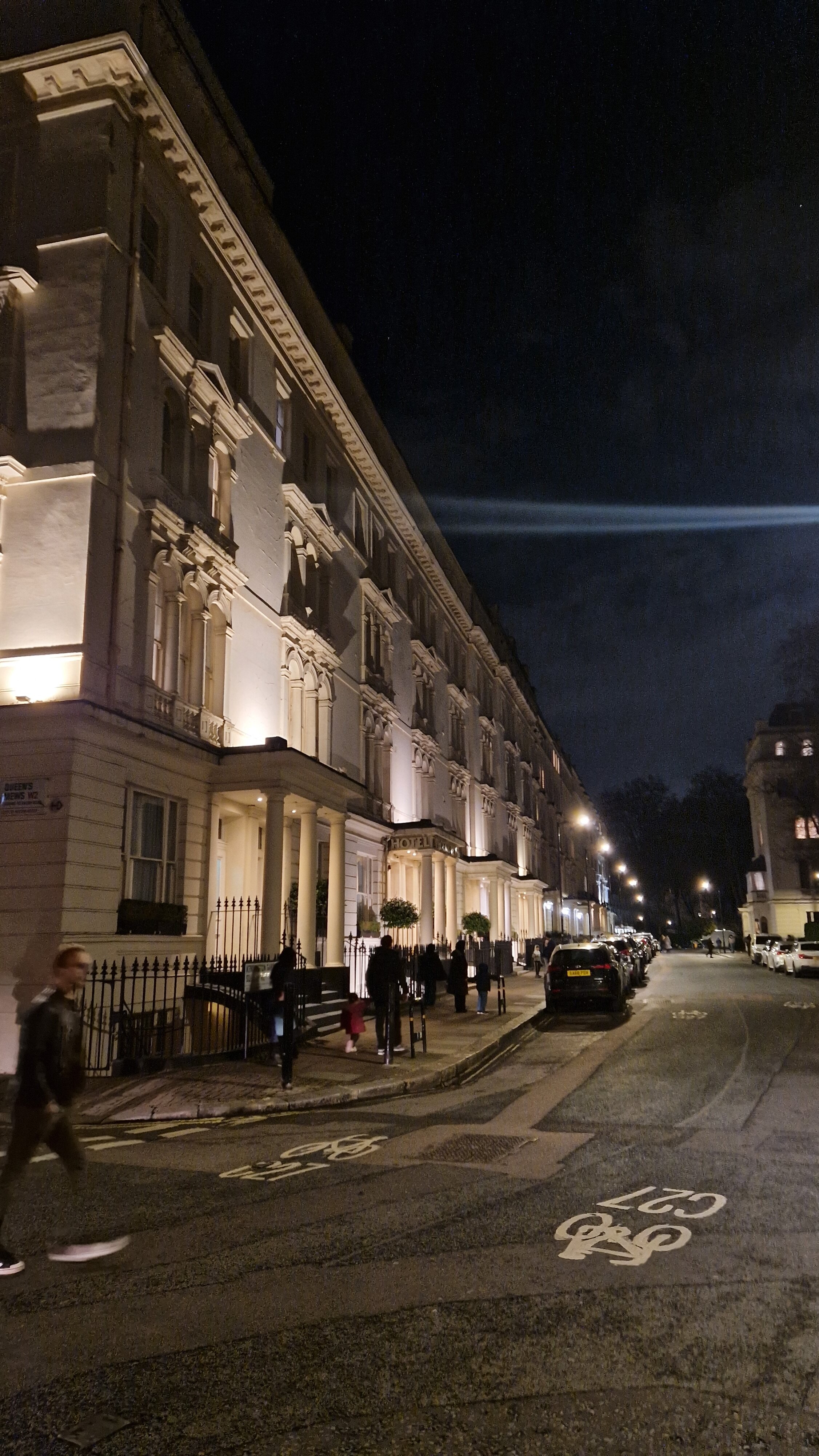 Фото Phoenix Hotel