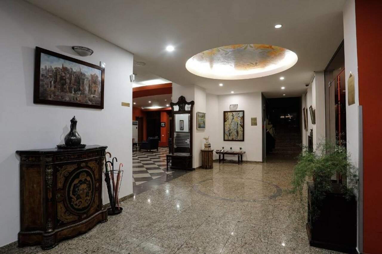 Фото отеля 3