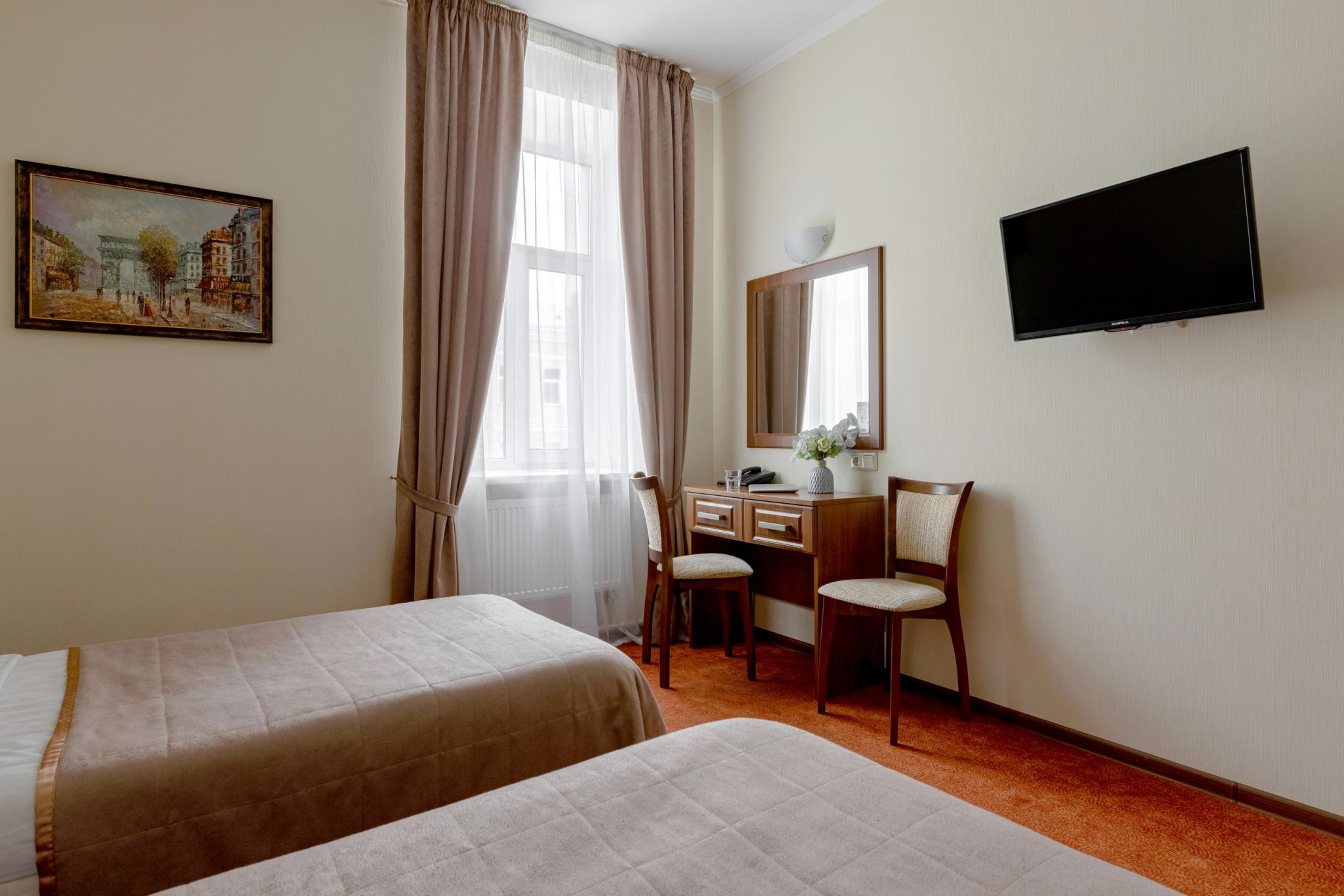 Фото Solo на Владимирской площади