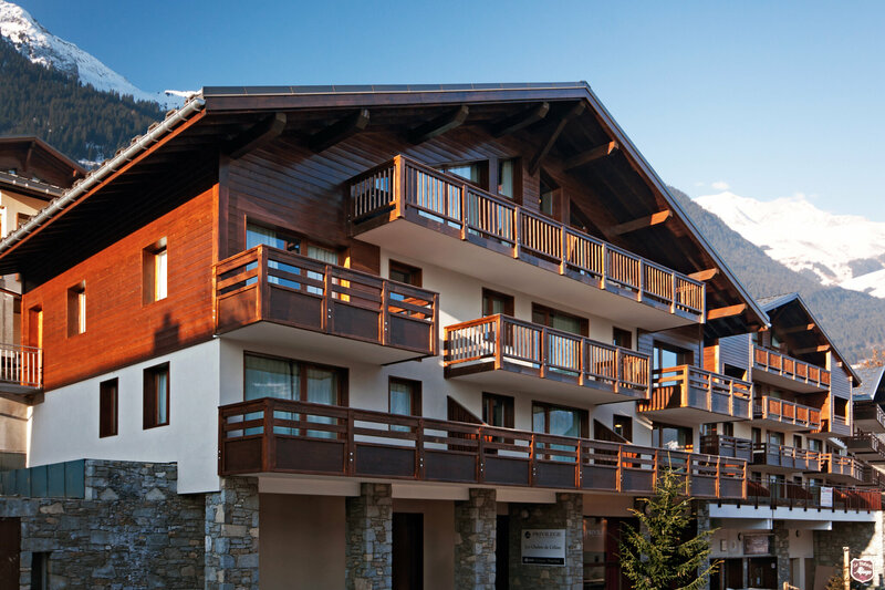 Гостиница Résidence Lagrange Vacances Les Chalets du Mont Blanc