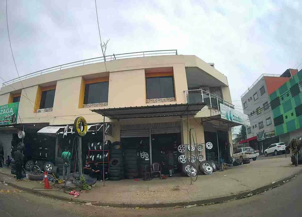 Auto parts and auto goods store Repuestos for Motor Vehicles, Santa Cruz de la Sierra, photo