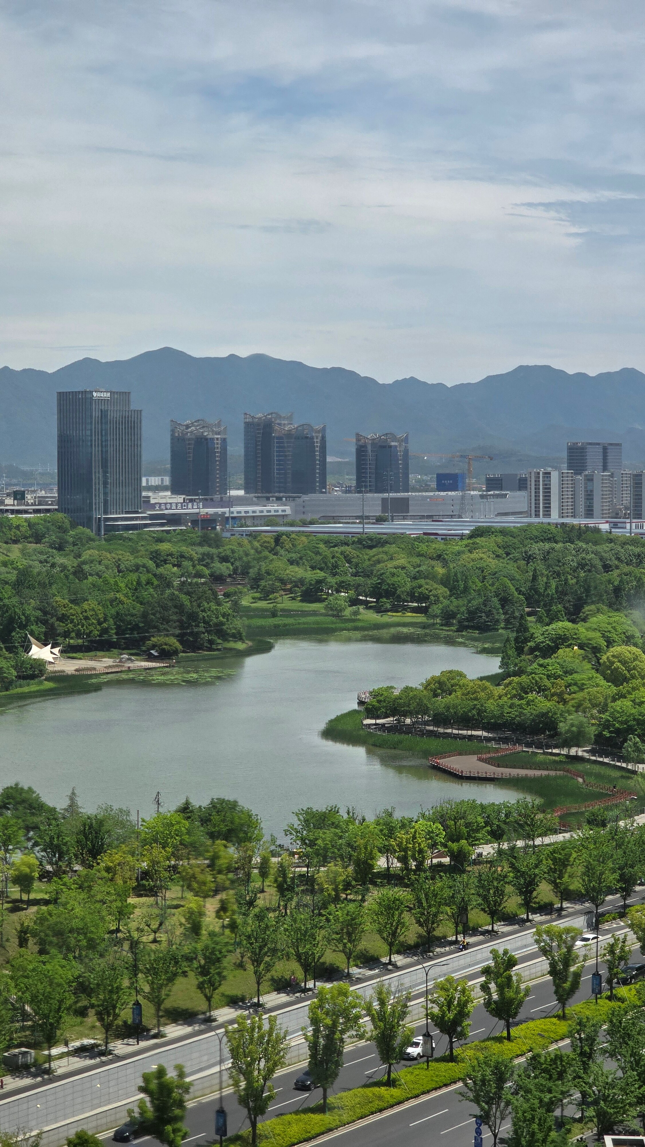 Фото Yiwu Marriott Hotel