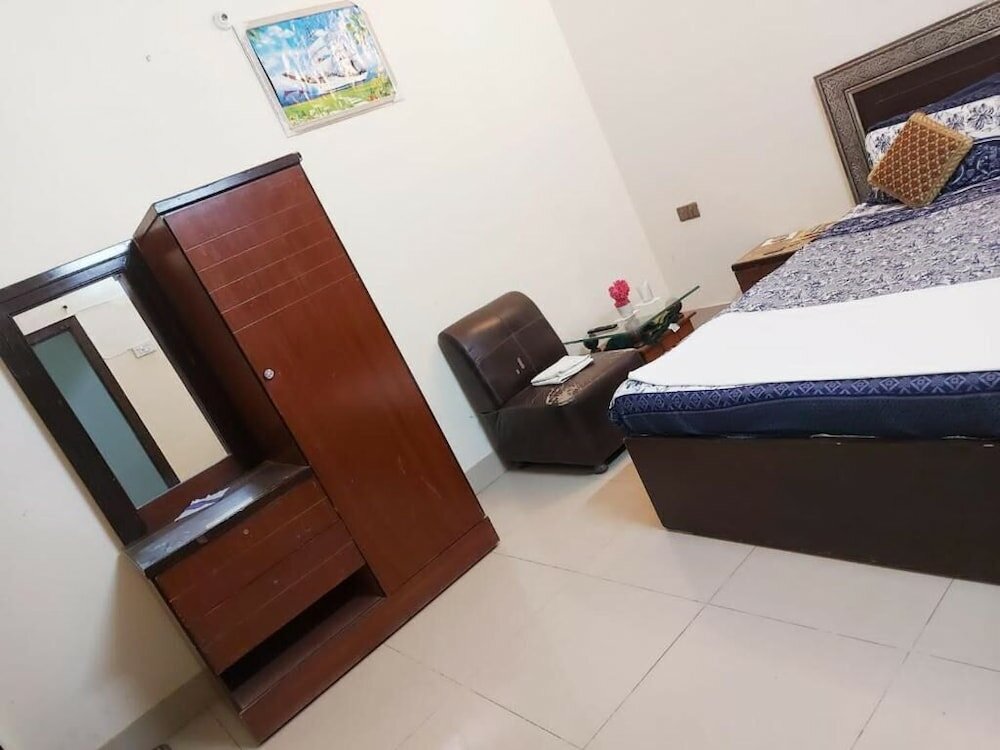 Фото Embassy inn Guest House Hyderabad