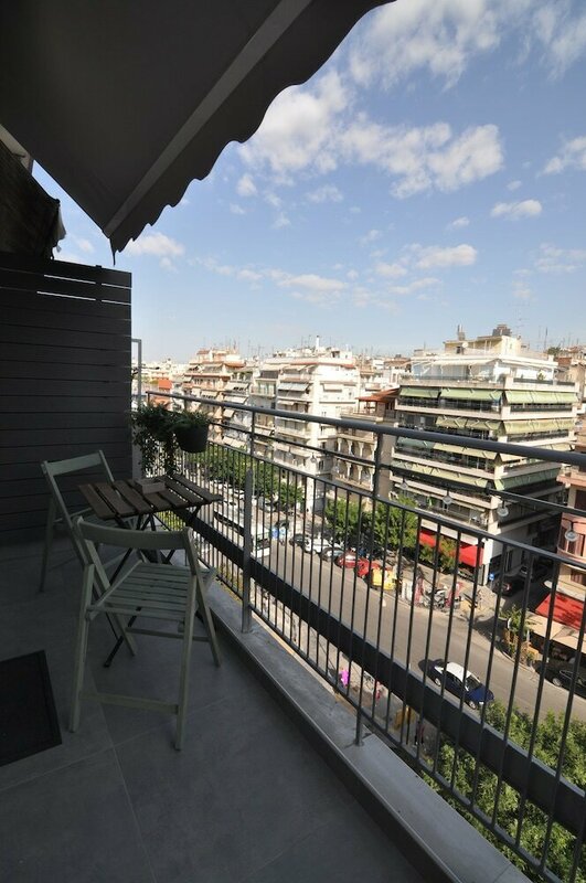 Апартаменты Zennova 82 City Center Apt в Салониках