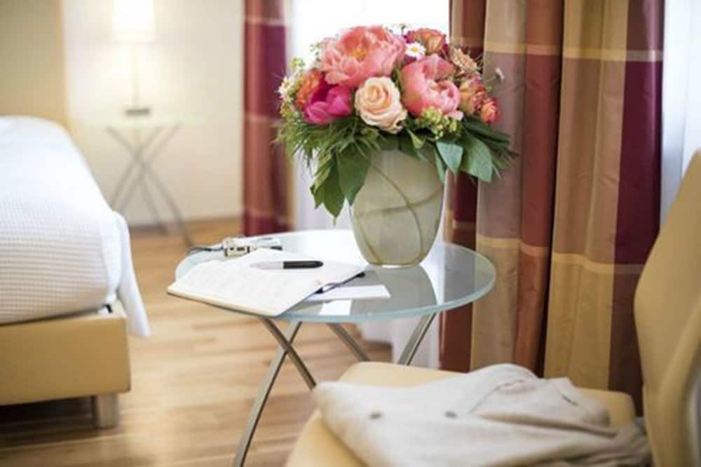 Фото Hotel Glockenhof Zurich