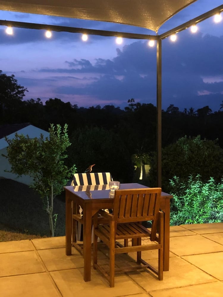 Фото Kalla Bongo Lake Resort