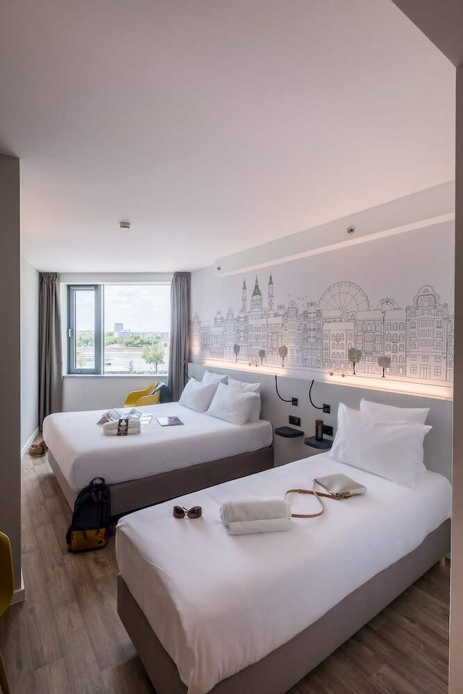 Фото B&b Hotel Budapest City